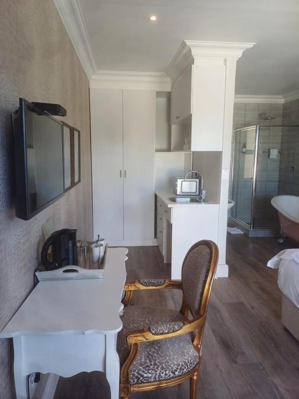 Thyme Wellness And Maison d'hôtes 2*